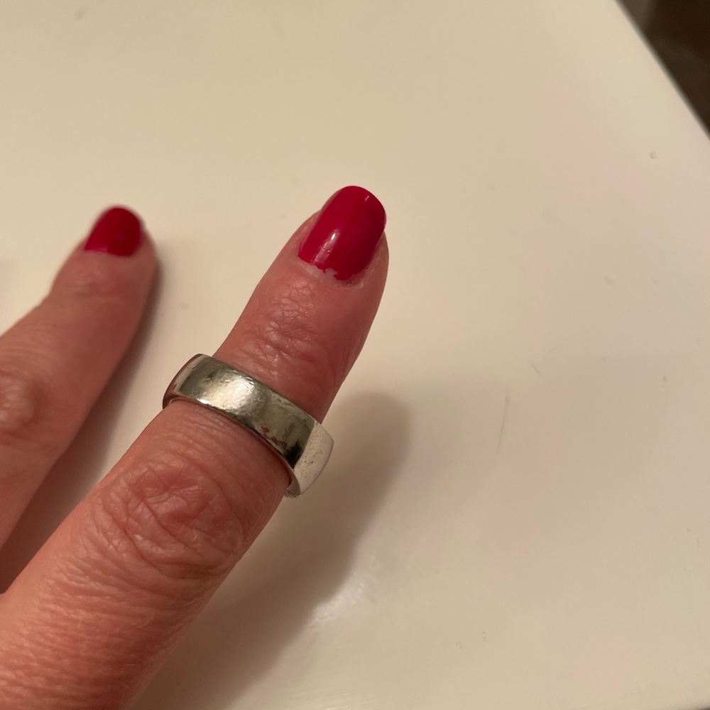 Silver ring - Picture 5 of 6